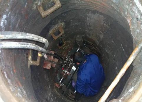 银川永宁抽化粪池公司为您分享下管道非开挖修复技术的工艺流程和操作规范