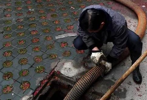 银川永宁高压清洗管道公司分享下为什么要高压清洗板换